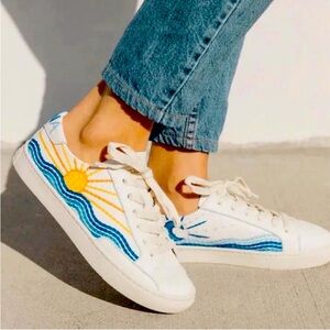Soludos sol Luna sunrise sunset embroidered sneaker